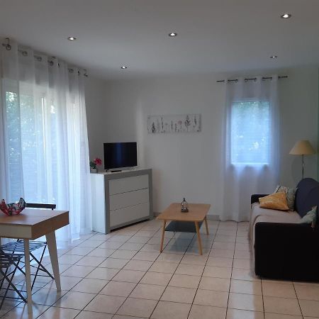 Charmante Maison A Payzac Promos Dernieres Dispo Ete Exterior photo